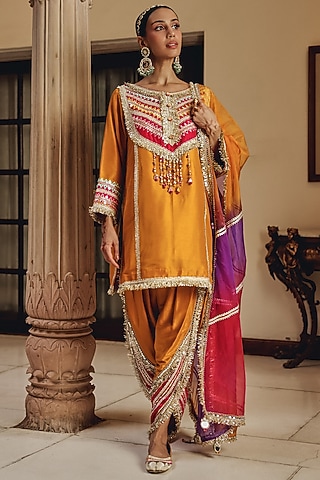 Mustard Yellow Silk Blend Embellished Kurta Set by Ajiesh Oberoi