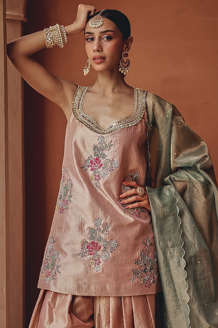 Soft Blush Pink Zari Tissue Floral Embroidered Kurta Set by Ajiesh Oberoi at Pernia's Pop Up Shop
