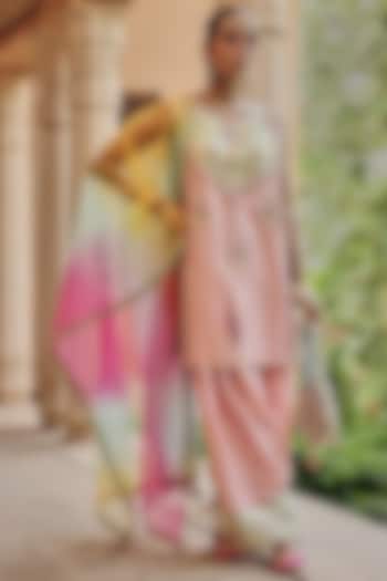 Soft Blush Pink Silk Blend Thread Embroidered Kurta Set by Ajiesh Oberoi at Pernia's Pop Up Shop