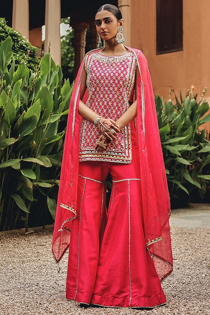 Rani Pink Silk Blend Gharara Set by Ajiesh Oberoi at Pernia's Pop Up Shop