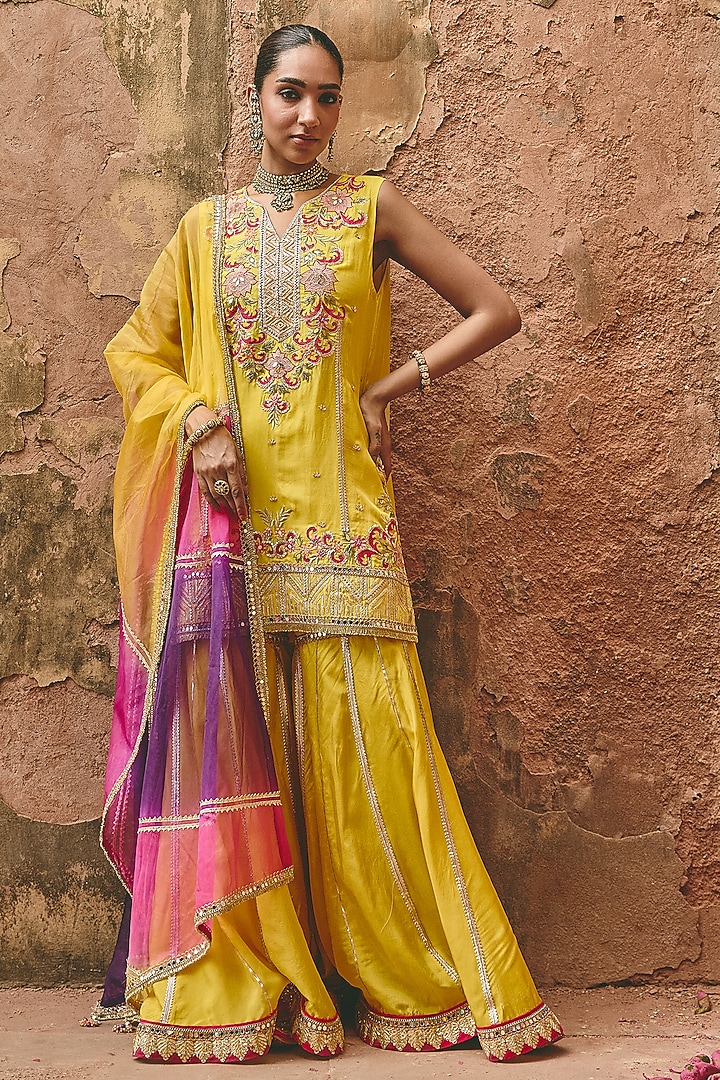Yellow Bamboo Pure Silk & Organza Embroidered Gharara Set by Ajiesh Oberoi at Pernia's Pop Up Shop