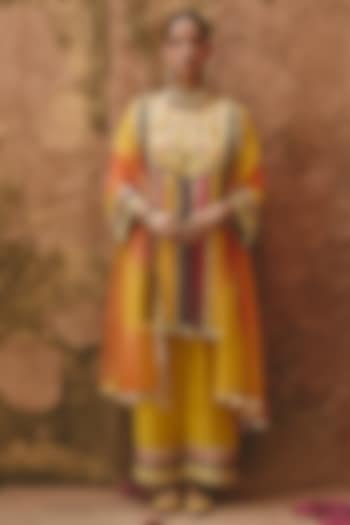 Yellow Bamboo Pure Silk & Organza Embroidered Peplum Kurta Set by Ajiesh Oberoi at Pernia's Pop Up Shop