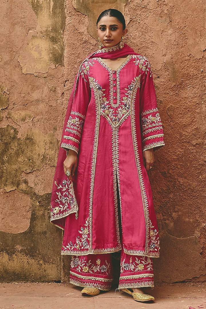 Fuchsia Pink Bamboo Pure Silk & Organza Embroidered Kurta Set by Ajiesh Oberoi at Pernia's Pop Up Shop