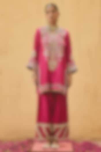 Fuchsia Pink Bamboo Pure Silk Embroidered Kurta Set by Ajiesh Oberoi at Pernia's Pop Up Shop