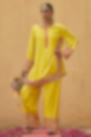 Bright Yellow Bamboo Pure Silk Embroidered Kurta Set by Ajiesh Oberoi at Pernia's Pop Up Shop