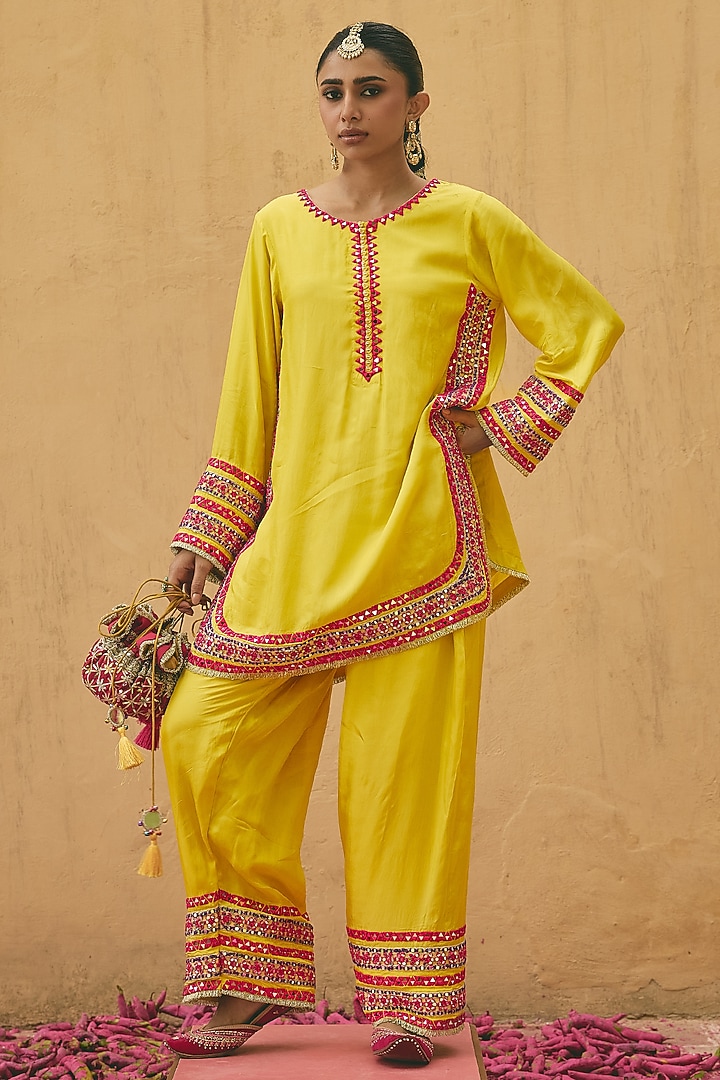 Bright Yellow Bamboo Pure Silk Embroidered Kurta Set by Ajiesh Oberoi at Pernia's Pop Up Shop