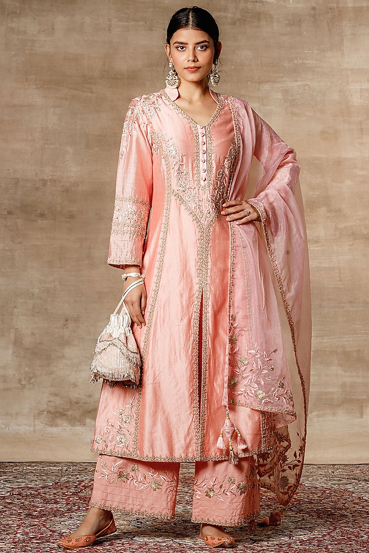 Peach Embroidered A-Line Kurta Set by Ajiesh Oberoi at Pernia's Pop Up Shop