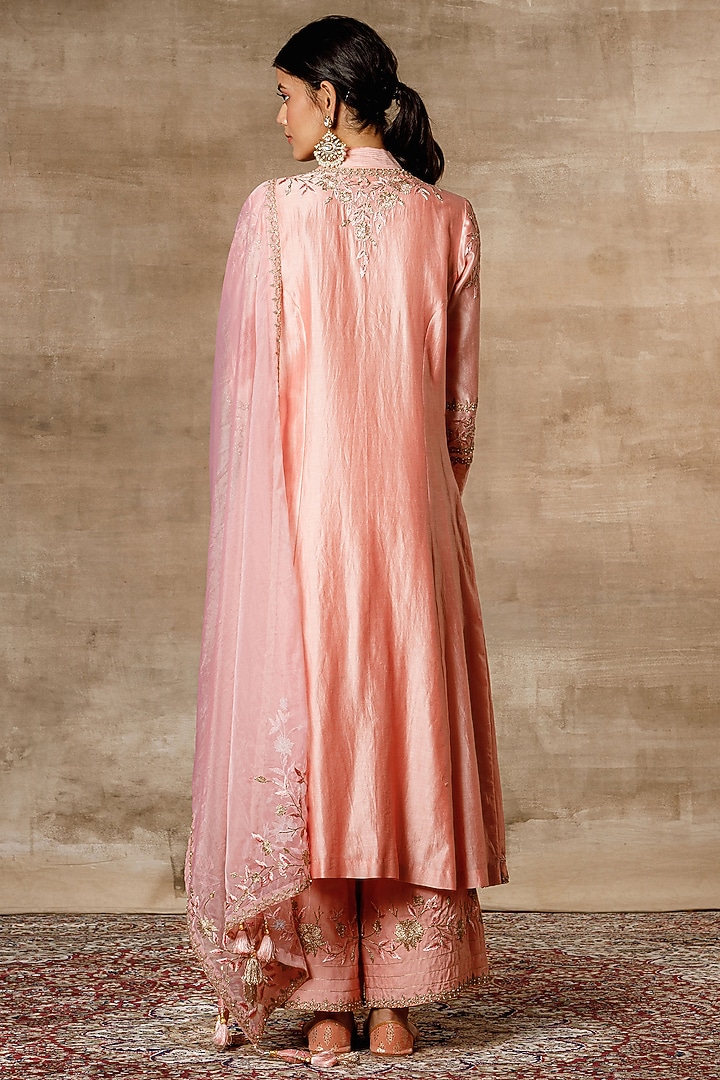 Peach Embroidered A-Line Kurta Set by Ajiesh Oberoi at Pernia's Pop Up Shop