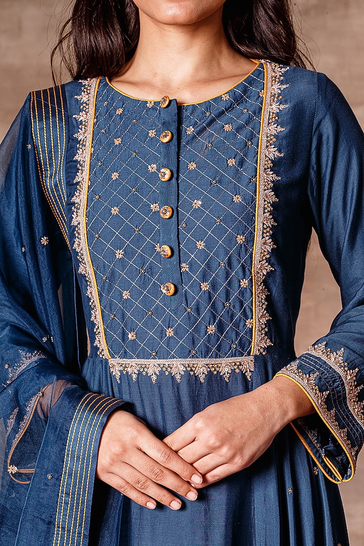 Navy Blue Embroidered Wedding Anarkali Set by Ajiesh Oberoi at Pernia's Pop Up Shop