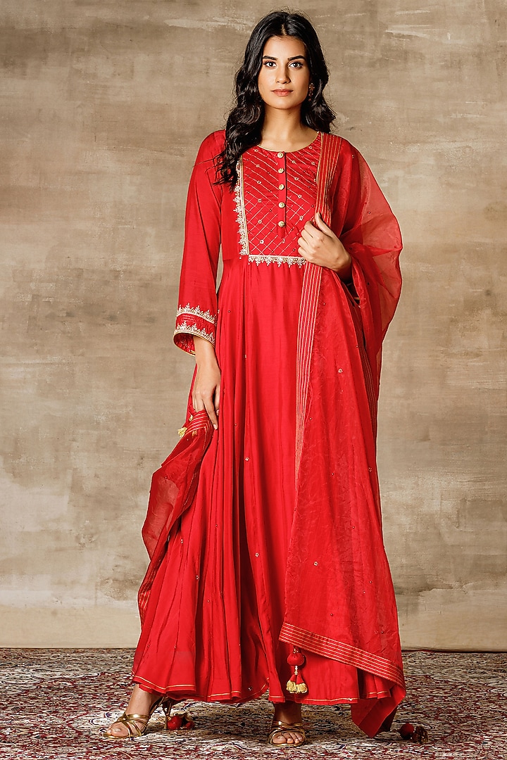 Crimson Red Embroidered Anarkali Set by Ajiesh Oberoi