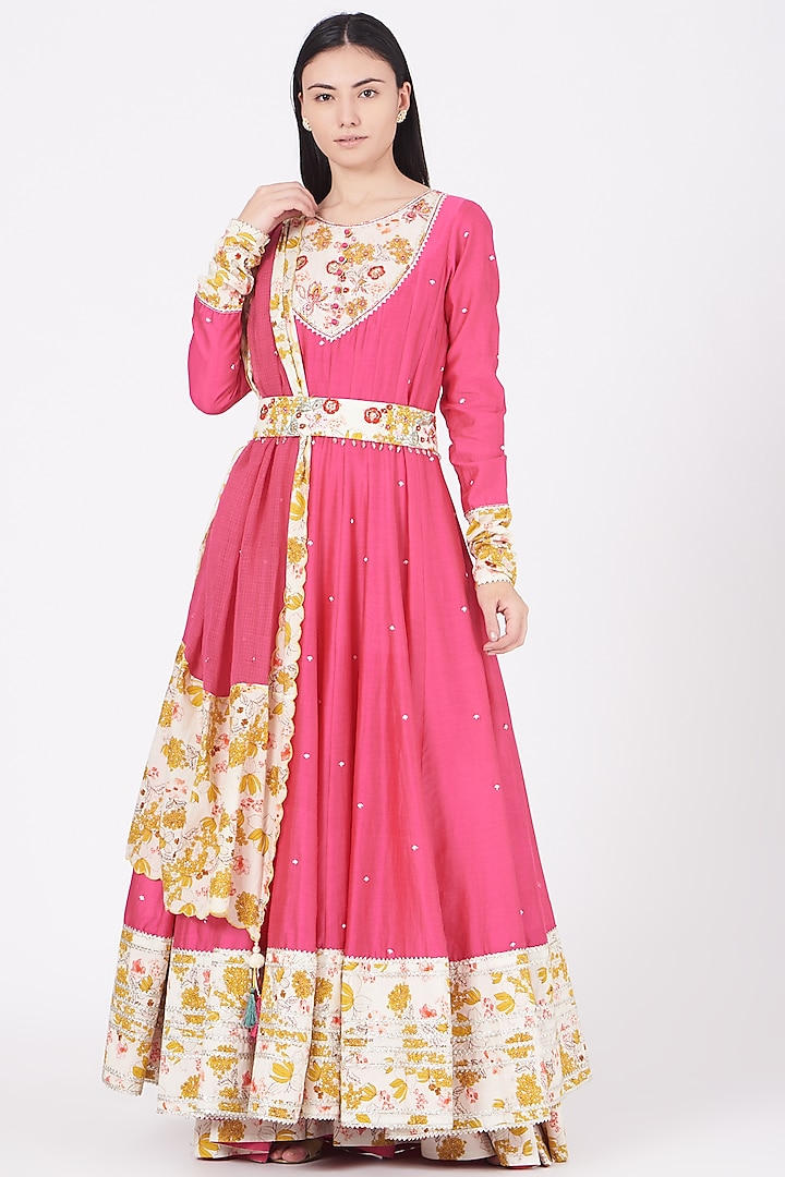 French Fuchsia Embroidered Anarkali Set by Ajiesh Oberoi at Pernia's Pop Up Shop