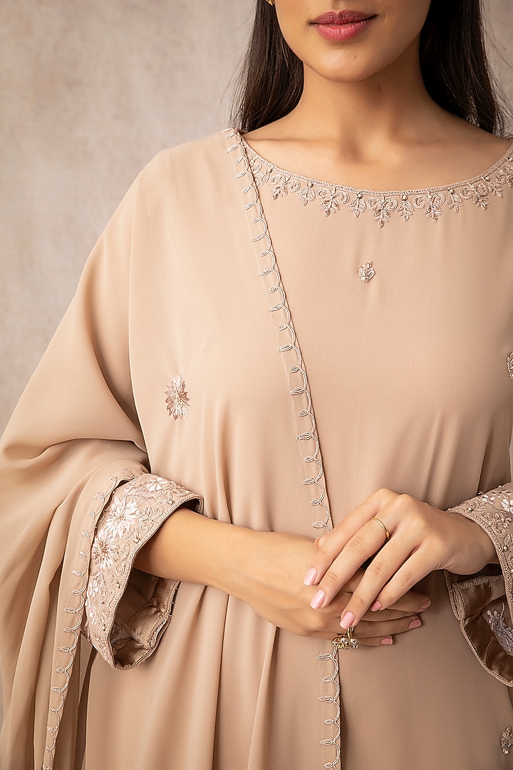 Nude Georgette Kurta Set by Ajiesh Oberoi at Pernia's Pop Up Shop
