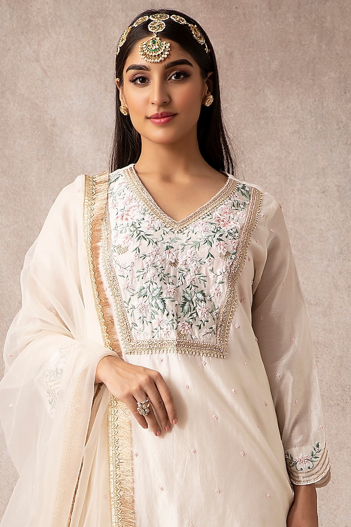Ivory Chanderi Embroidered Gharara Set by Ajiesh Oberoi at Pernia's Pop Up Shop