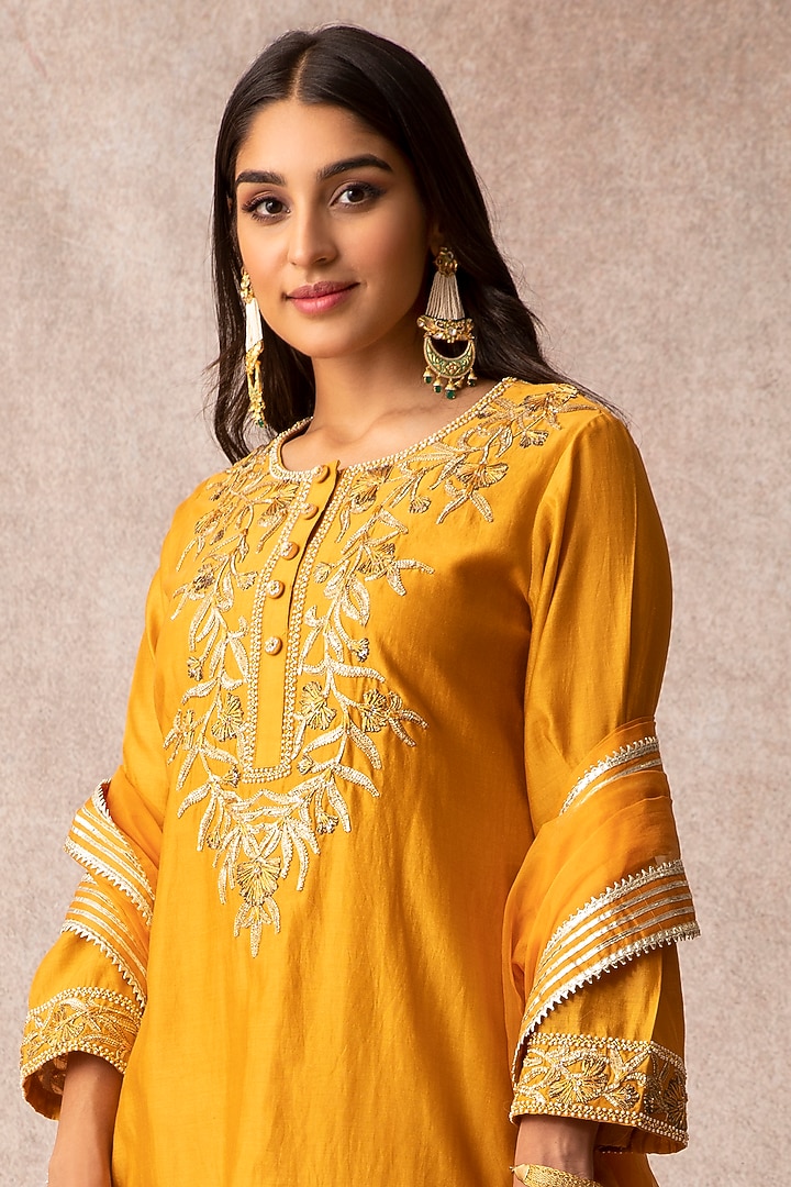 Mustard Chanderi Gharara Set by Ajiesh Oberoi at Pernia's Pop Up Shop