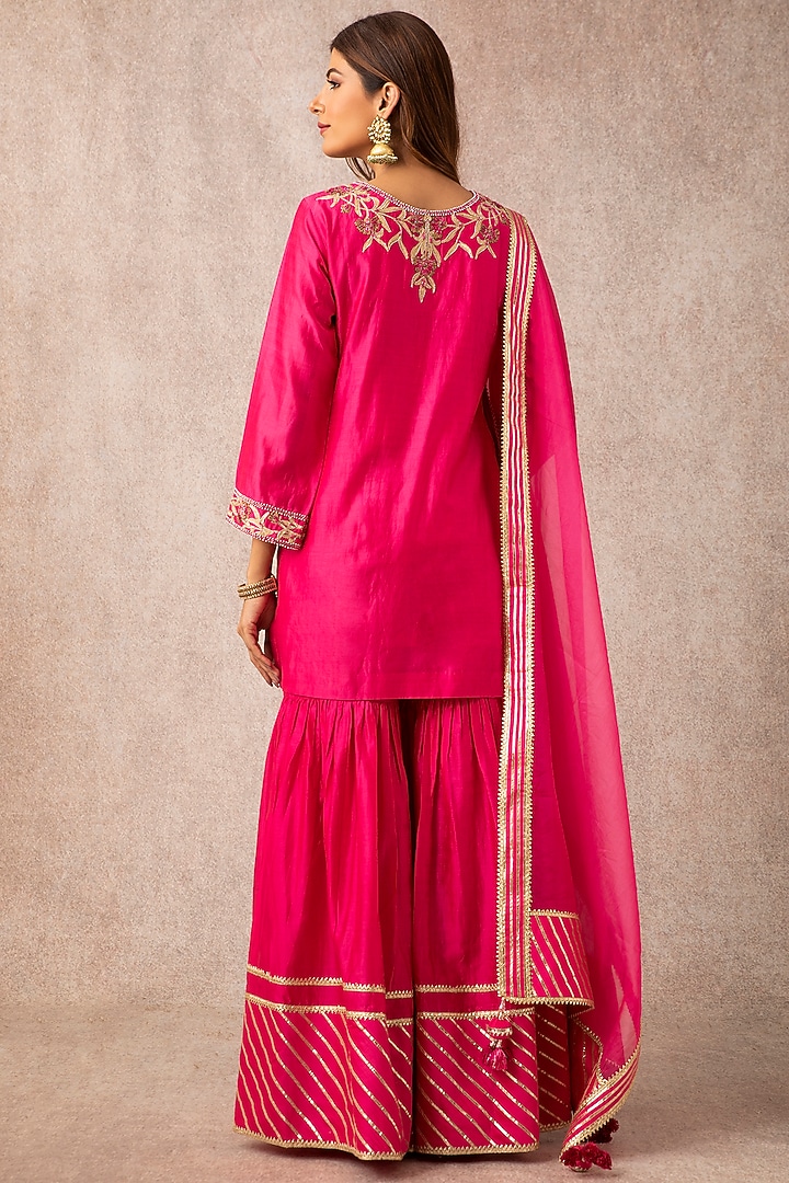 Rani Pink Chanderi Gharara Set by Ajiesh Oberoi at Pernia's Pop Up Shop