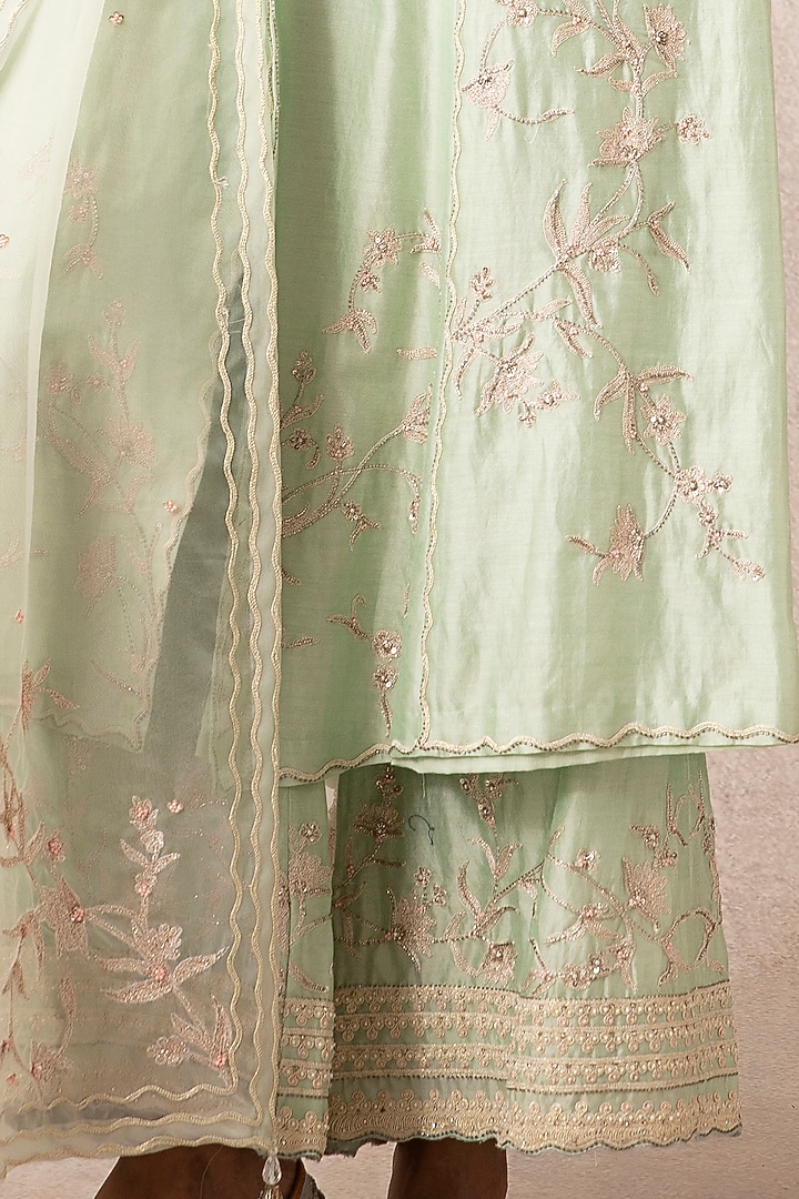 Mint Green Embroidered Kurta Set by Ajiesh Oberoi at Pernia's Pop Up Shop