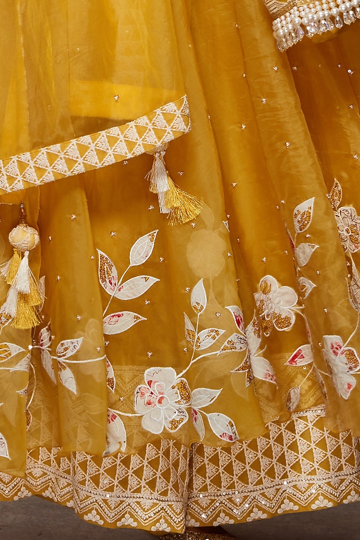 Mustard Embroidered Chikankari Wedding Anarkali Set by Ajiesh Oberoi at Pernia's Pop Up Shop