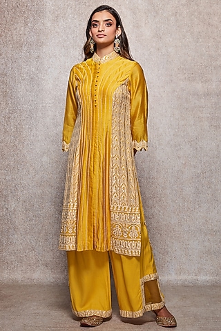 Mustard Font-Open Chikankari Kurta Set by Ajiesh Oberoi