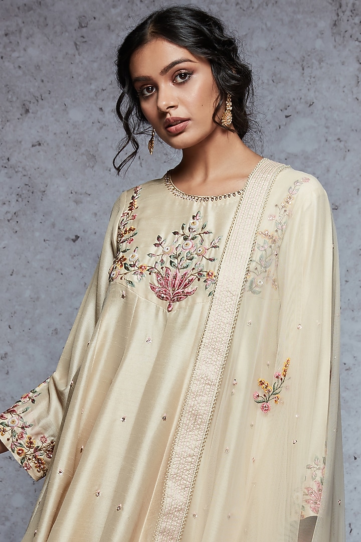 Light Gold Embroidered Kalidar Kurta Set by Ajiesh Oberoi at Pernia's Pop Up Shop