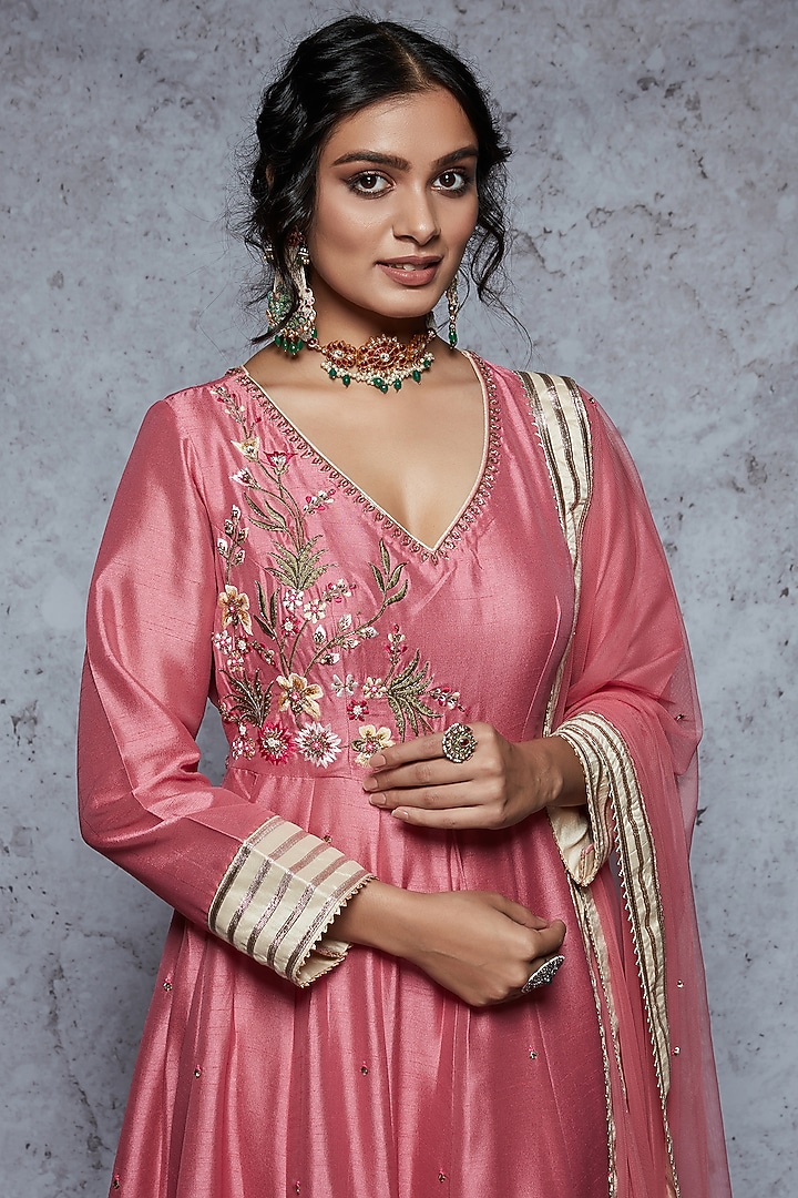 Rose Pink Embroidered Wedding Anarkali Set by Ajiesh Oberoi at Pernia's Pop Up Shop
