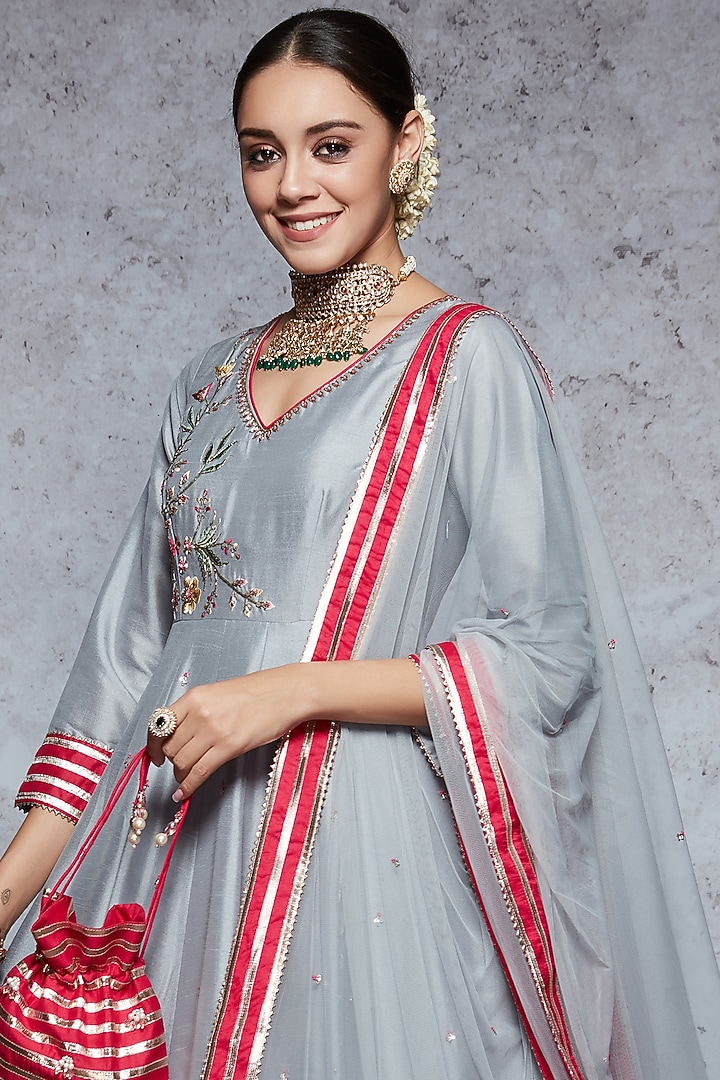 Frosty Blue Embroidered Wedding Anarkali Set by Ajiesh Oberoi at Pernia's Pop Up Shop