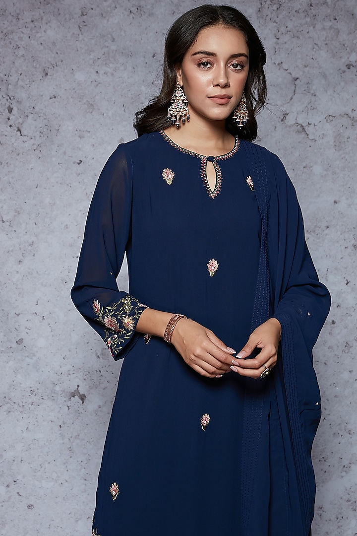 Navy Blue Straight Kurta Set by Ajiesh Oberoi at Pernia's Pop Up Shop