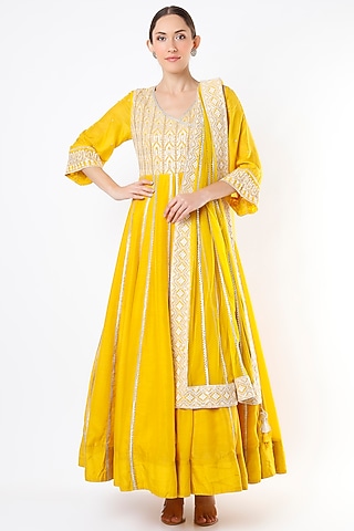 Mustard Embroidered Anarkali Set by Ajiesh Oberoi