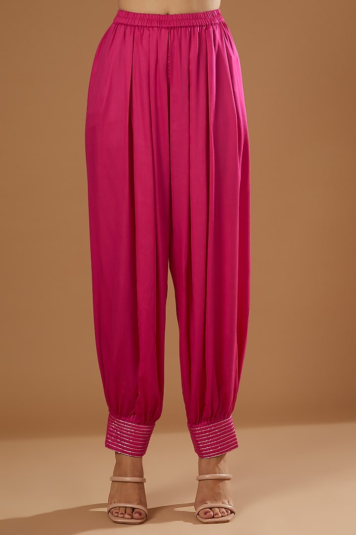 Fuchsia Embroidered Kurta Set by Ajiesh Oberoi at Pernia's Pop Up Shop