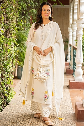 Ivory Mulmul & Rayon Embroidered Kurta Set by Ajiesh Oberoi