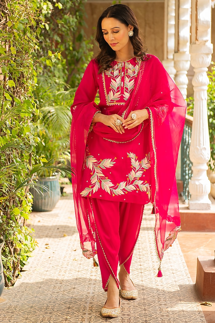 Rani Pink Silk & Mulmul Dhoti Set by Ajiesh Oberoi at Pernia's Pop Up Shop
