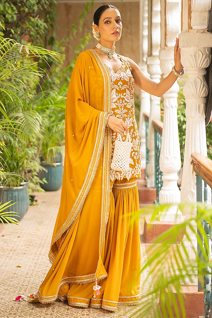 Mustard Georgette Gharara Set by Ajiesh Oberoi at Pernia's Pop Up Shop