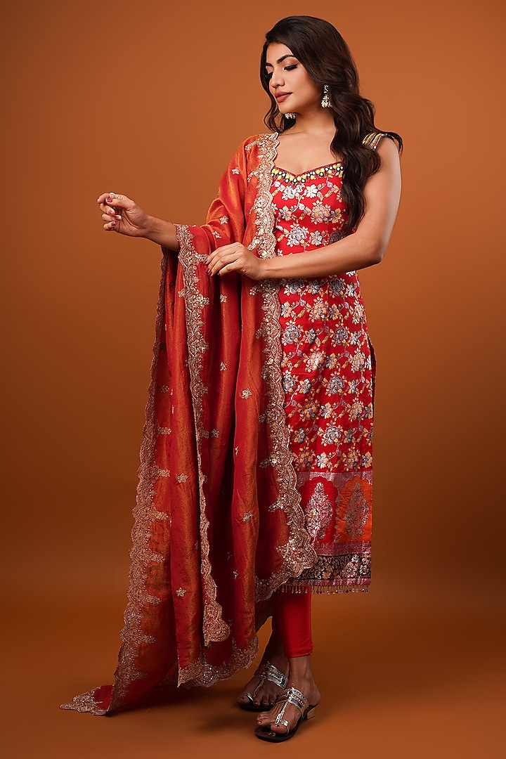 Red Silk Brocade Tissue Hand Embroidered Kurta Set by AJAY & PRIYANKA at Pernia's Pop Up Shop