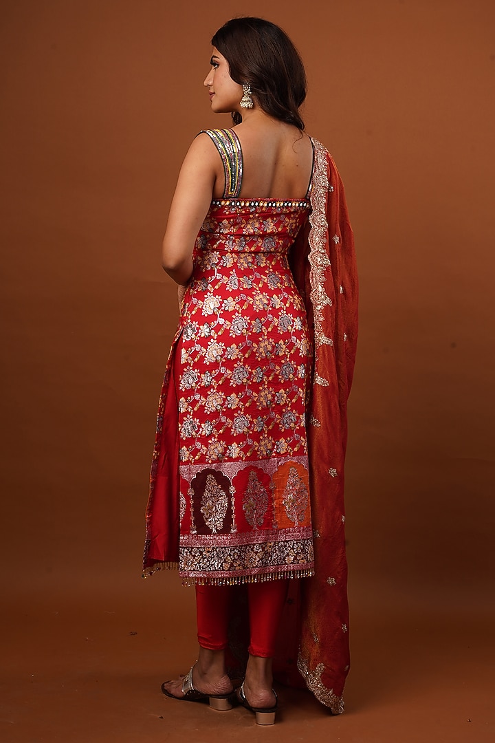 Red Silk Brocade Tissue Hand Embroidered Kurta Set by AJAY & PRIYANKA at Pernia's Pop Up Shop
