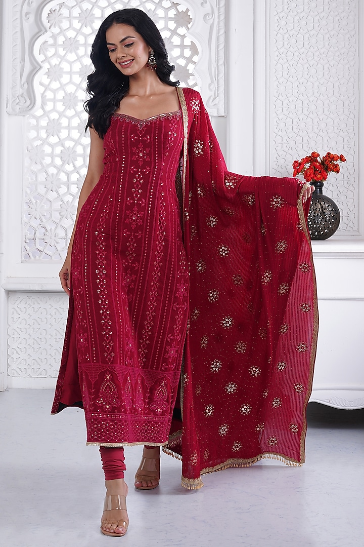 Maroon Cotton Chikan Sequins & Pearl Embellished Kurta Set by AJAY & PRIYANKA at Pernia's Pop Up Shop