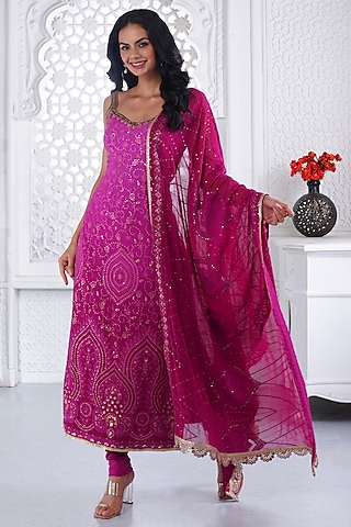 Pink Cotton Chikan Sequins & Pearl Embellished Kurta Set by AJAY & PRIYANKA