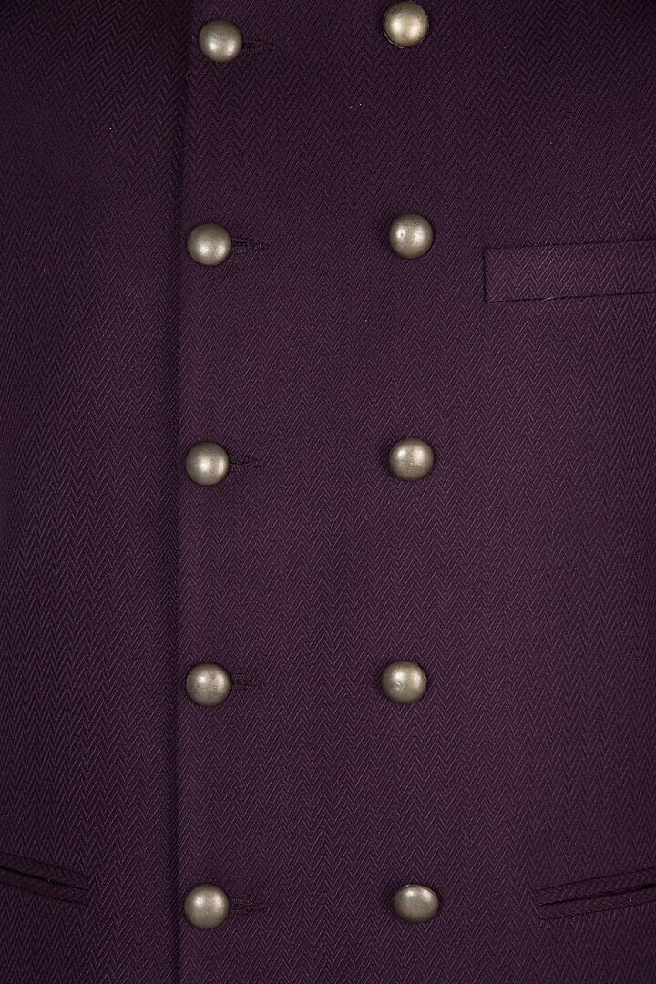 Grey Kurta Set With Maroon Jacket by Anju Agarwal at Pernia's Pop Up Shop