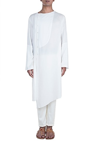 White Kurta with Trouser Pants by Anju Agarwal
