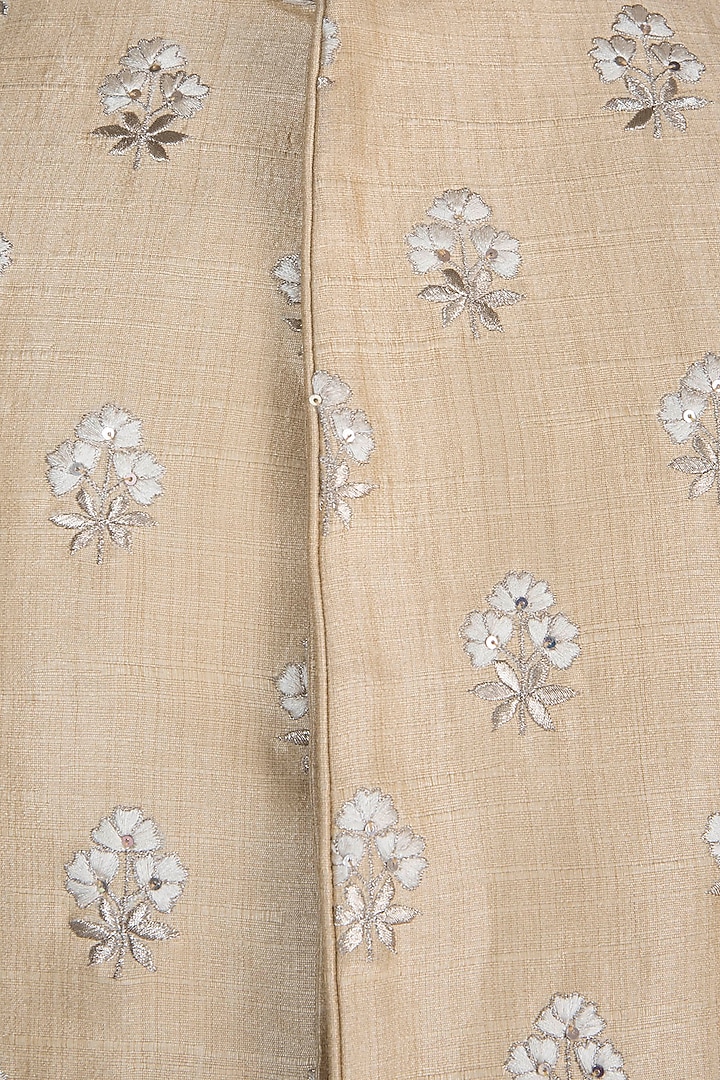 Maroon Kurta Set With Beige Embroidered Jacket by Anju Agarwal at Pernia's Pop Up Shop