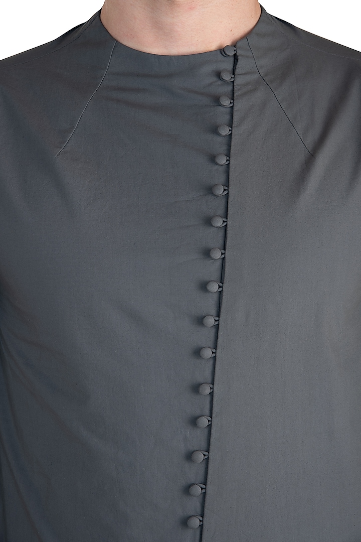 Grey layered kurta available only at Pernia's Pop Up Shop.
