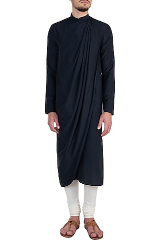 Navy Blue Draped Kurta by Rishta By Arjun Saluja Men