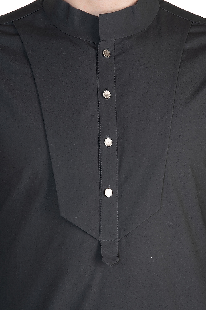 Grey asymmetrical kurta available only at Pernia's Pop Up Shop.