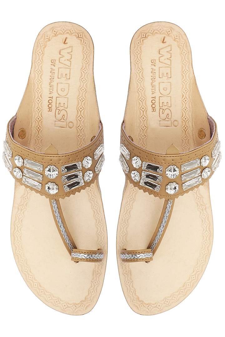 Beige and tan Classic Kolhapuri Sandal available only at Pernia's Pop Up Shop.