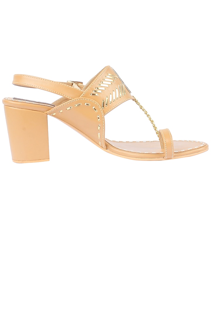 Nude block heels kolhapuri with golden trims available only at Pernia's Pop Up Shop.