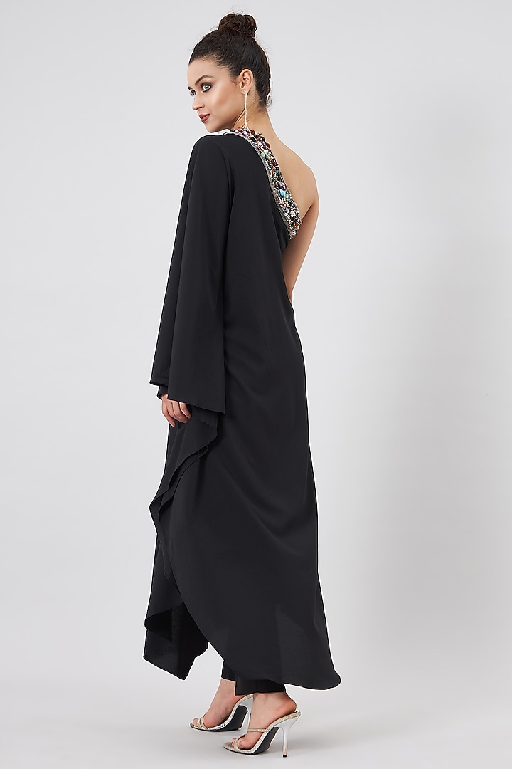 Black Moss Crepe Kaftan Set by Aakaar at Pernia's Pop Up Shop