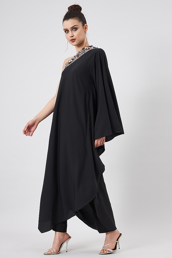 Black Moss Crepe Kaftan Set by Aakaar at Pernia's Pop Up Shop
