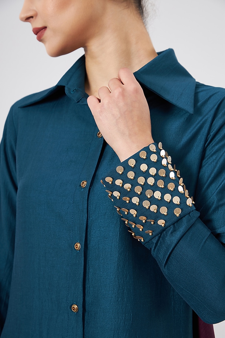Teal Cotton Silk Embellished Kurta Set by Aakaar at Pernia's Pop Up Shop
