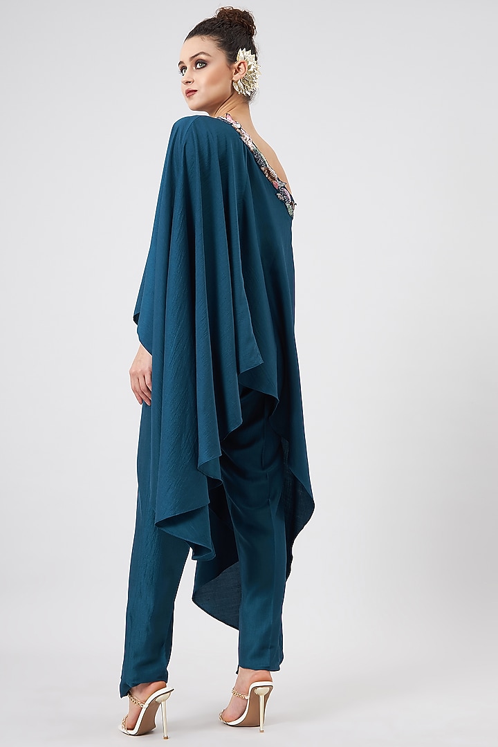 Teal Cotton Silk Embellished Kurta Set by Aakaar at Pernia's Pop Up Shop