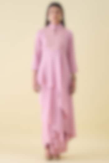 Pink Moss Crepe Embellished Tunic Set by Aakaar at Pernia's Pop Up Shop
