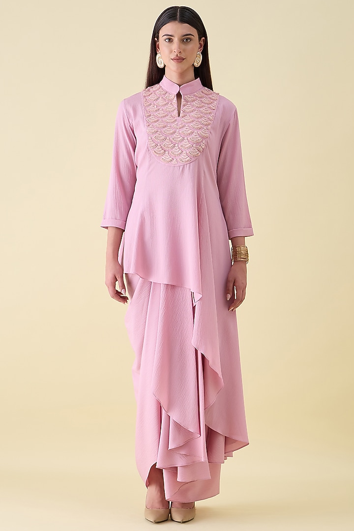 Pink Moss Crepe Embellished Tunic Set by Aakaar at Pernia's Pop Up Shop