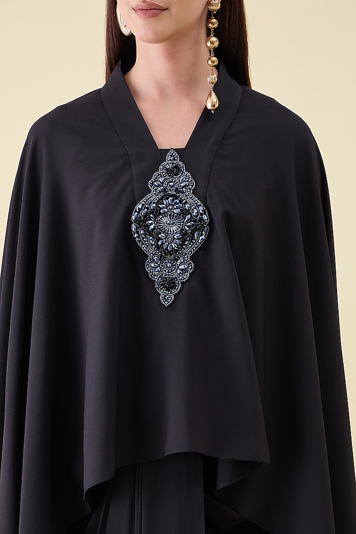 Black Moss Crepe Embellished Kaftan Set by Aakaar at Pernia's Pop Up Shop